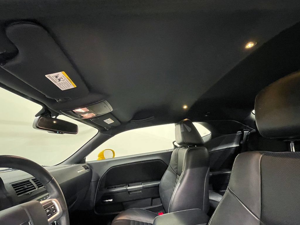 Used 2012 Dodge Challenger R/T RWD image 74