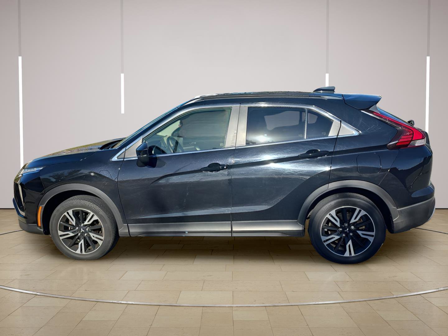 Used 2024 Mitsubishi Eclipse Cross SE AWD/4WD image 1