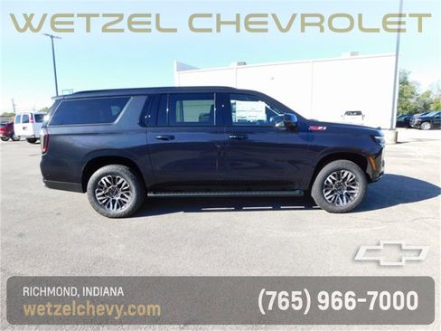 New 2026 Chevrolet Suburban Z71 w/ Comfort Package image 2