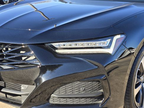 Certified 2025 Acura TLX w/ Technology Package image 9