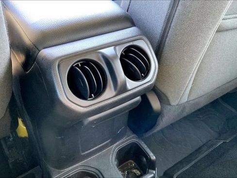 Used 2024 Jeep Wrangler Sport AWD/4WD image 30