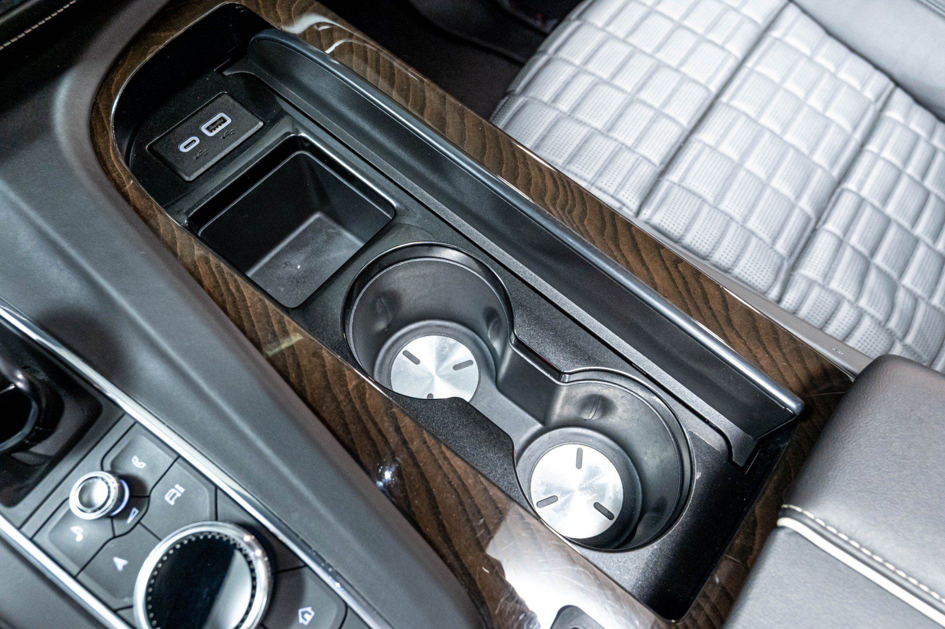 Used 2024 Cadillac Escalade Sport Platinum AWD/4WD image 68
