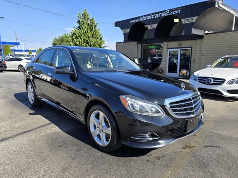 Used 2016 Mercedes-Benz E 250 4MATIC Sedan image 1