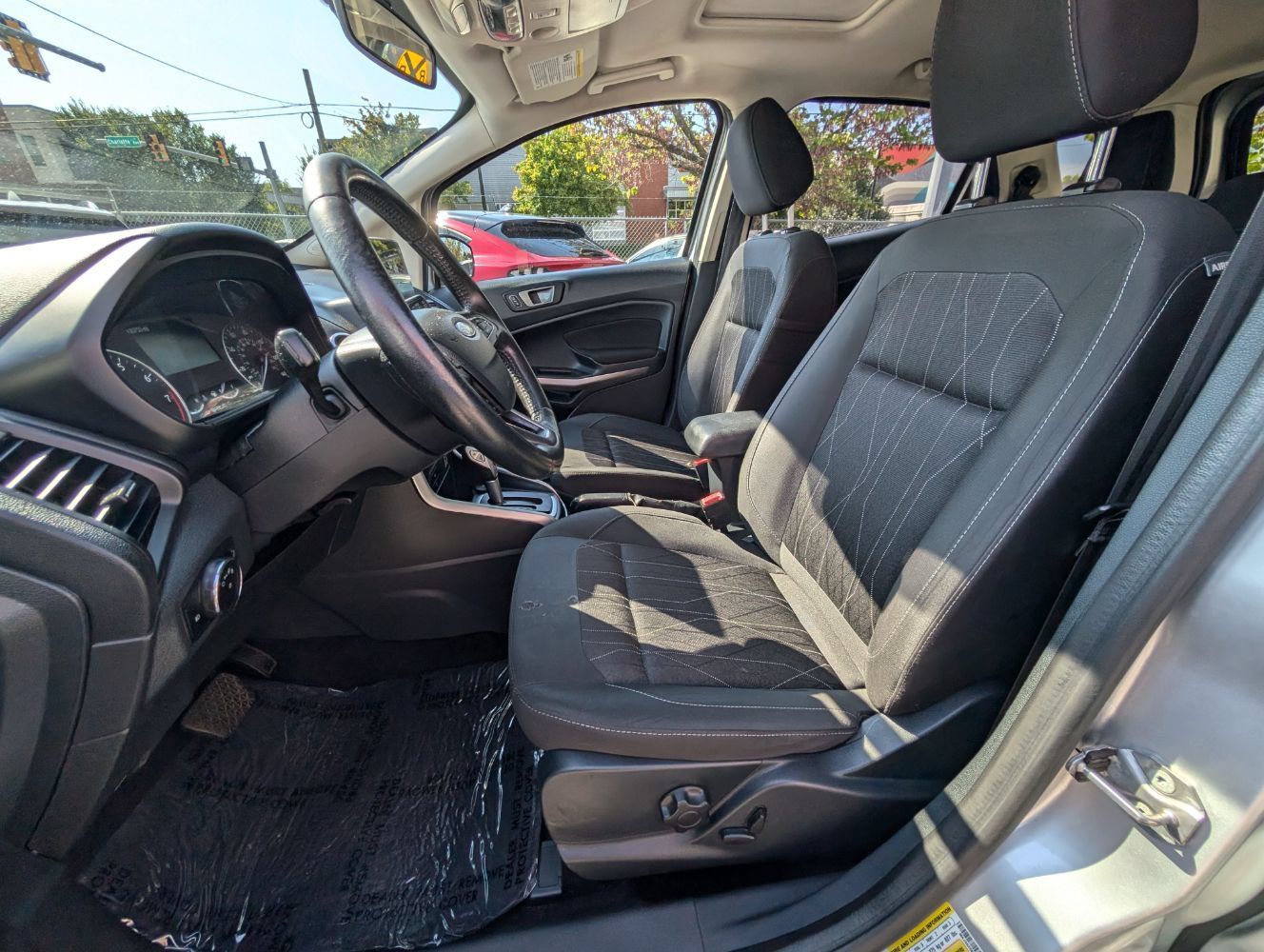Used 2020 Ford EcoSport SE w/ SE Convenience Package FWD image 15