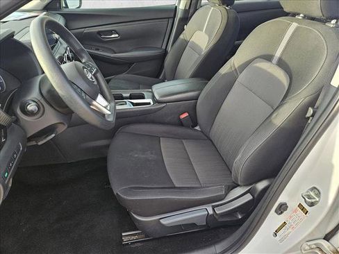 Used 2024 Nissan Sentra SV image 15