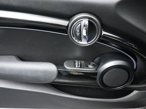 Used 2022 MINI Cooper S image 10