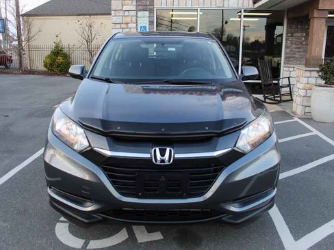Used 2016 Honda HR-V LX image 2