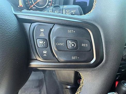 Used 2024 Jeep Wrangler Unlimited Sport AWD/4WD image 26