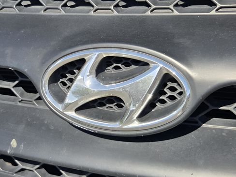 Used 2009 Hyundai Santa Fe GLS w/ Popular Equipment Pkg 2 FWD image 27