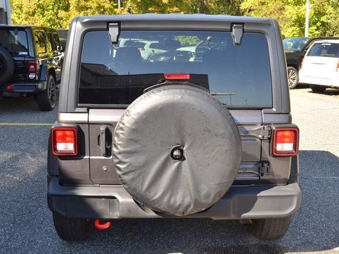 Used 2021 Jeep Wrangler Sport image 7