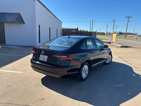 Used 2019 Volkswagen Jetta S w/ Driver Assistance Package image 4