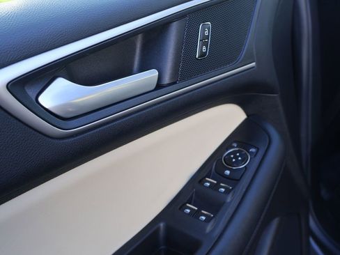 Used 2021 Ford Edge SEL w/ Cargo Accessory Package image 20