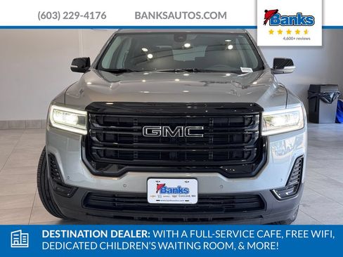 Certified 2023 GMC Acadia SLE w/ Driver Convenience Package AWD/4WD image 3