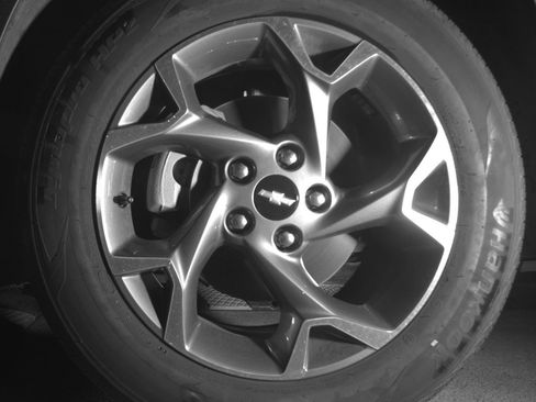 Used 2025 Chevrolet Trax LT FWD image 12