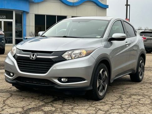 Used 2018 Honda HR-V EX image 1