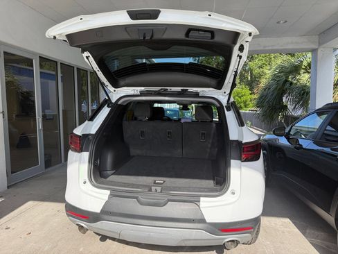 Used 2026 Chevrolet Blazer LT FWD image 32