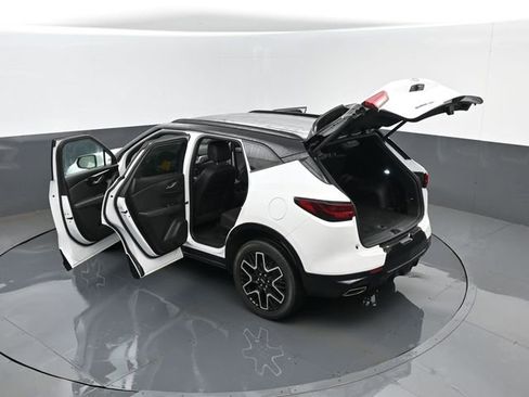 Used 2023 Chevrolet Blazer RS AWD/4WD image 29
