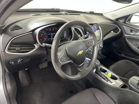 Used 2023 Chevrolet Malibu LT image 13