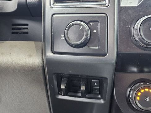 Used 2022 Ford F250 XLT w/ XLT Premium Package image 22