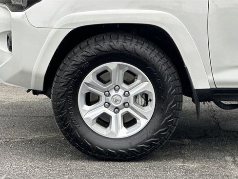 Used 2024 Toyota 4Runner SR5 image 34