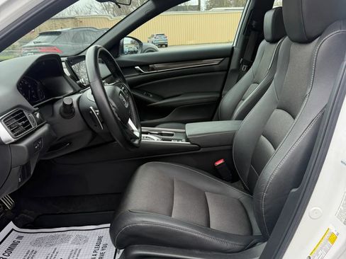 Used 2021 Honda Accord Sport image 14