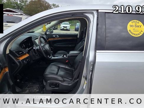 Used 2015 Lincoln MKT AWD w/ Equipment Group 201A image 40