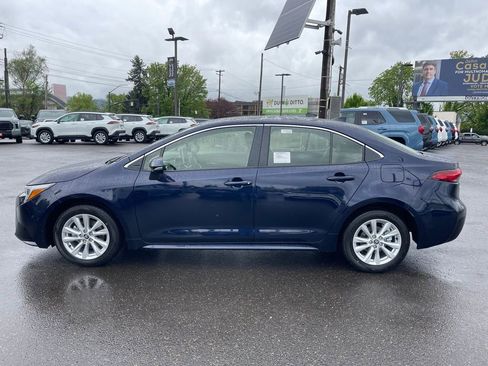 New 2026 Toyota Corolla XLE FWD image 5