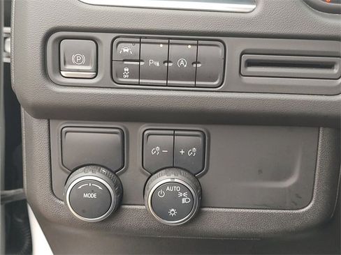 Used 2023 Chevrolet Tahoe LT image 25