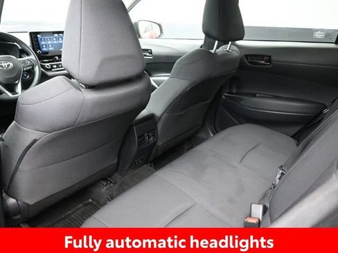 Certified 2022 Toyota Corolla Cross LE w/ Moonroof Package AWD/4WD image 16