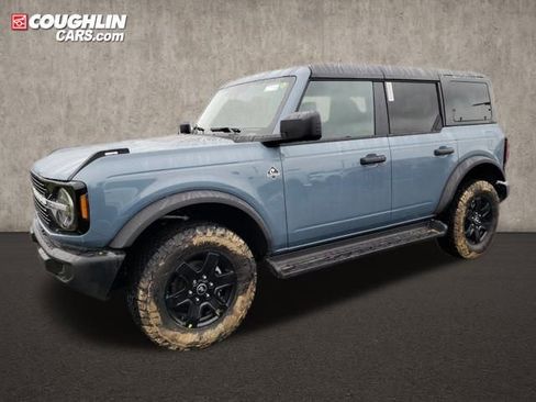 New 2025 Ford Bronco Outer Banks w/ Black Appearance Package image 5