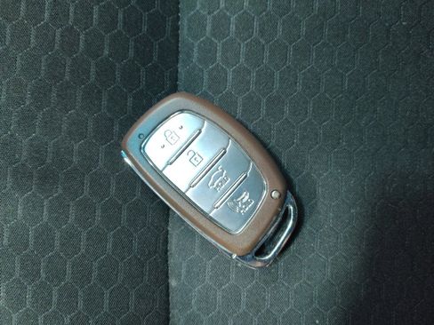 Used 2020 Hyundai Elantra Value Edition w/ Cargo Package (C1) image 32