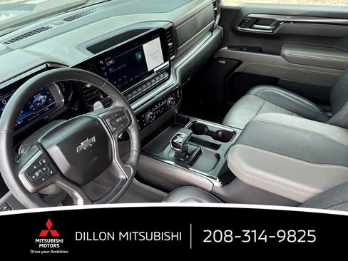 Used 2023 Chevrolet Silverado 1500 ZR2 w/ Technology Package AWD/4WD image 10