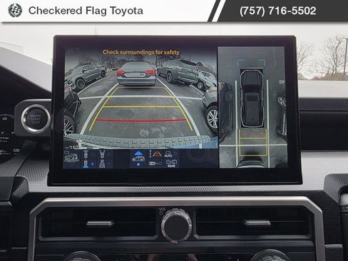 Used 2025 Toyota 4Runner Limited image 16