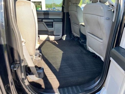 Used 2018 Ford F150 XLT w/ Trailer Tow Package image 22