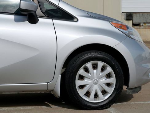 Used 2015 Nissan Versa Note SV FWD image 28