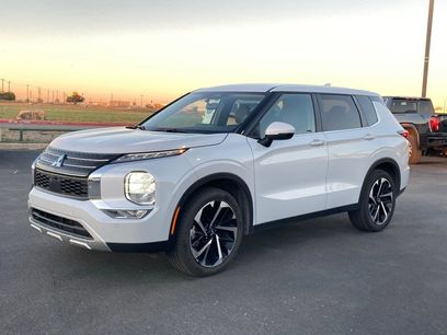 Used 2024 Mitsubishi Outlander SE Black Edition