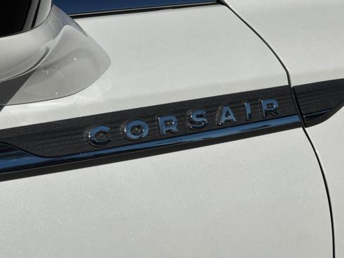 Certified 2022 Lincoln Corsair Reserve w/ Equipment Group 201A image 27