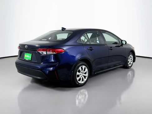 Used 2025 Toyota Corolla LE FWD image 10