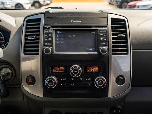 Used 2013 Nissan Frontier SV w/ SV Value Truck Pkg RWD image 29