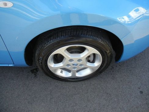 Used 2012 Nissan Leaf SL w/ Protection Pkg image 48