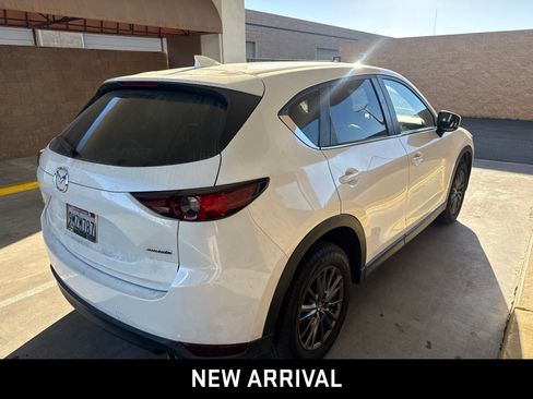 Used 2021 MAZDA CX-5 Touring image 3