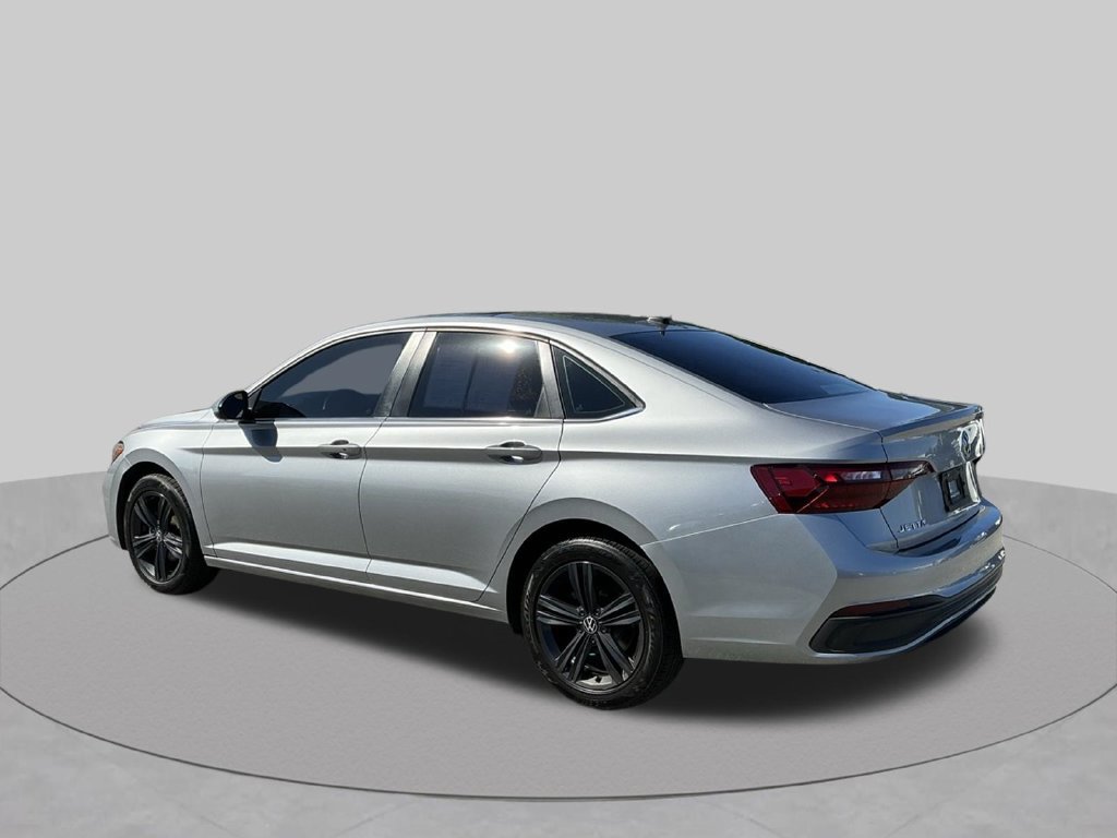 Used 2022 Volkswagen Jetta SE FWD image 7