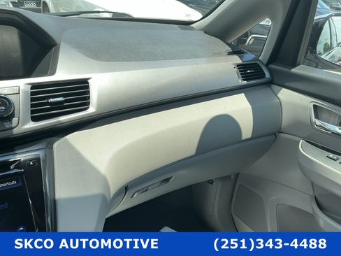 Used 2016 Honda Odyssey Touring image 24