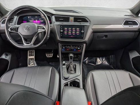 Used 2022 Volkswagen Tiguan SE R-Line image 19