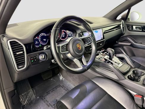Used 2019 Porsche Cayenne AWD/4WD image 9