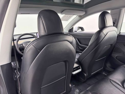 Used 2021 Tesla Model 3 Standard Range Plus image 35