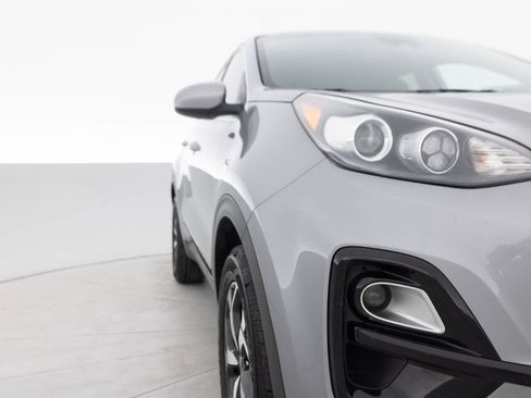 Used 2021 Kia Sportage LX AWD/4WD image 11