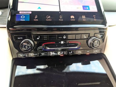 New 2025 Jeep Grand Cherokee Limited image 21