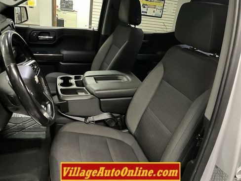 Used 2019 Chevrolet Silverado 1500 LT w/ All-Star Edition image 17