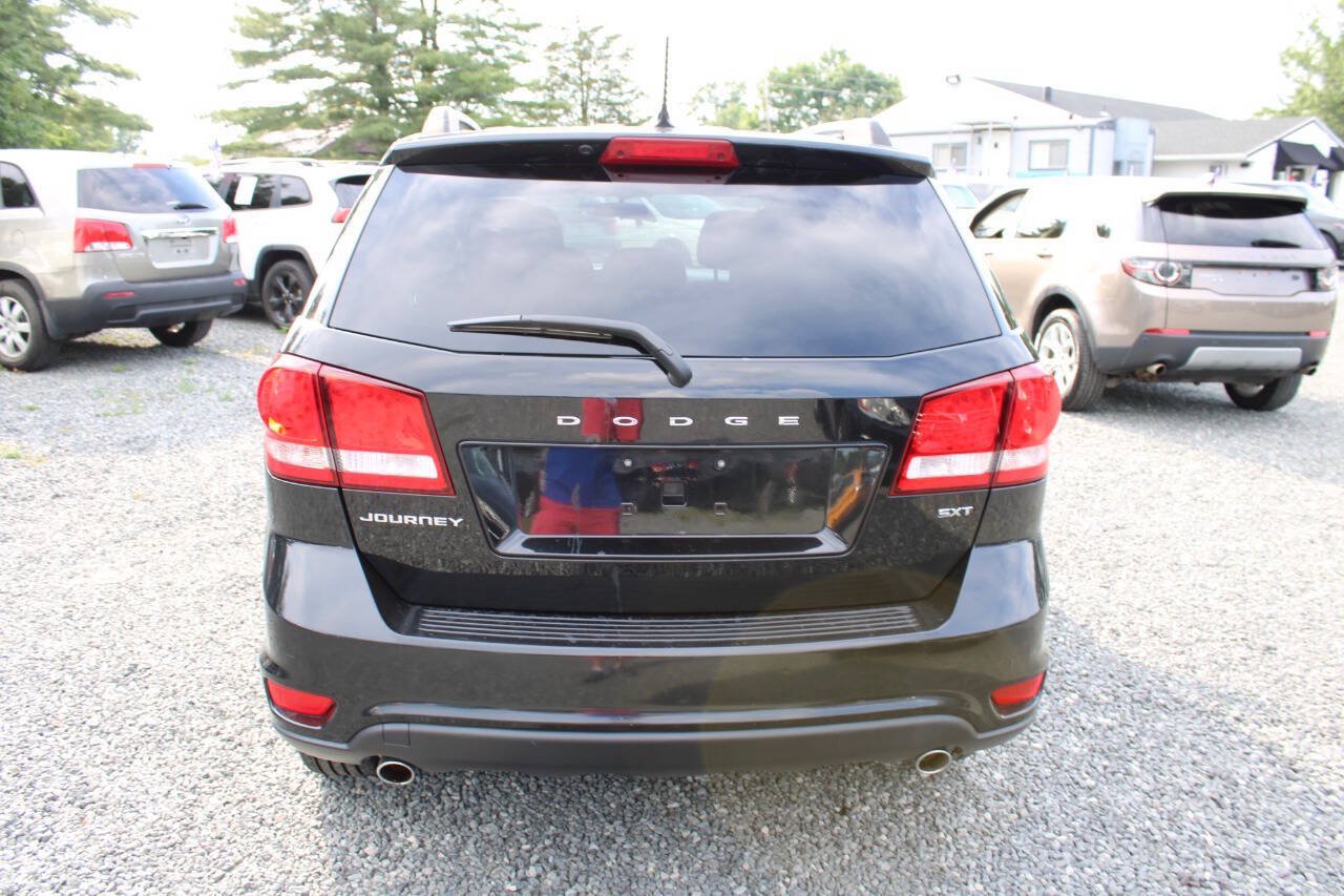 Used 2012 Dodge Journey SXT w/ Popular Equipment Group FWD image 8